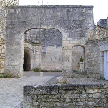 Abbaye Saint-Étienne de Bassac