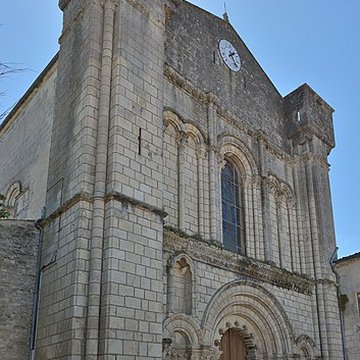 Abbaye Saint-Étienne de Bassac
