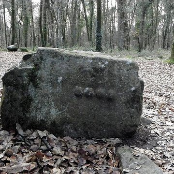Dolmen, dit Maison des Feins, ou des Fées