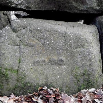 Dolmen, dit Maison des Feins, ou des Fées