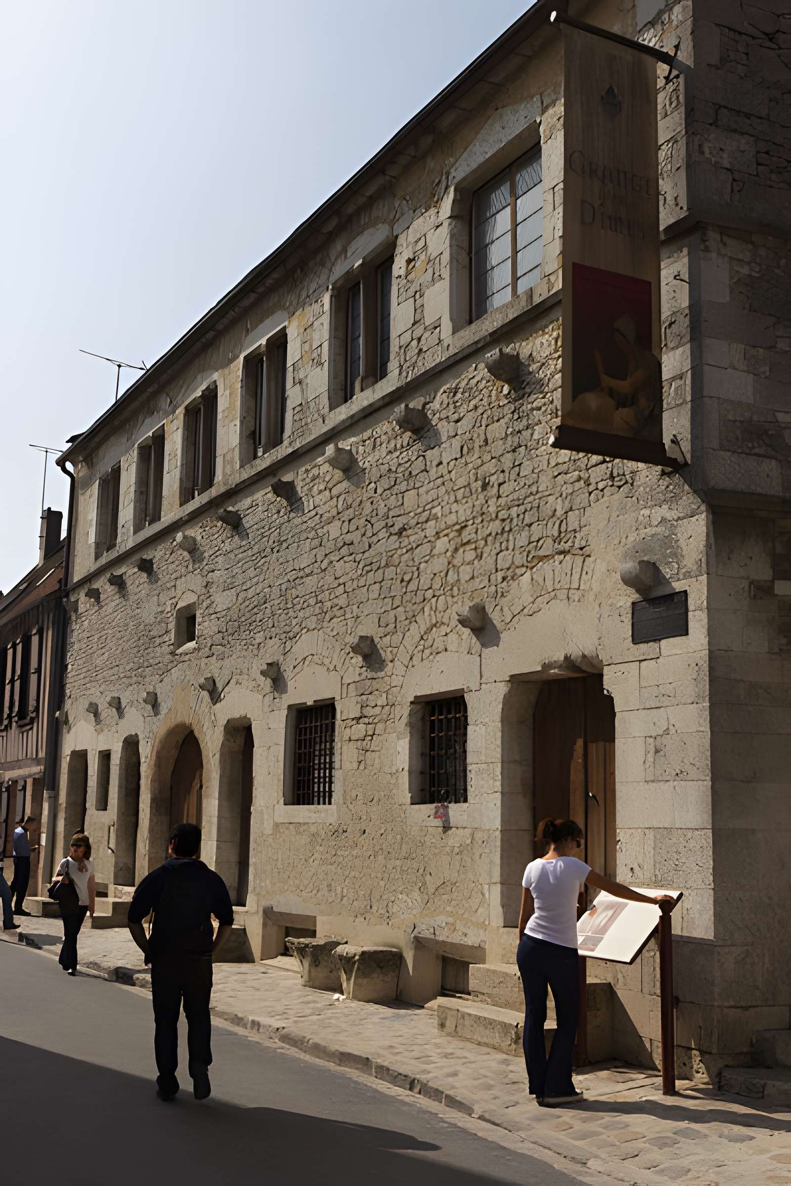 Grange aux dîmes de Provins