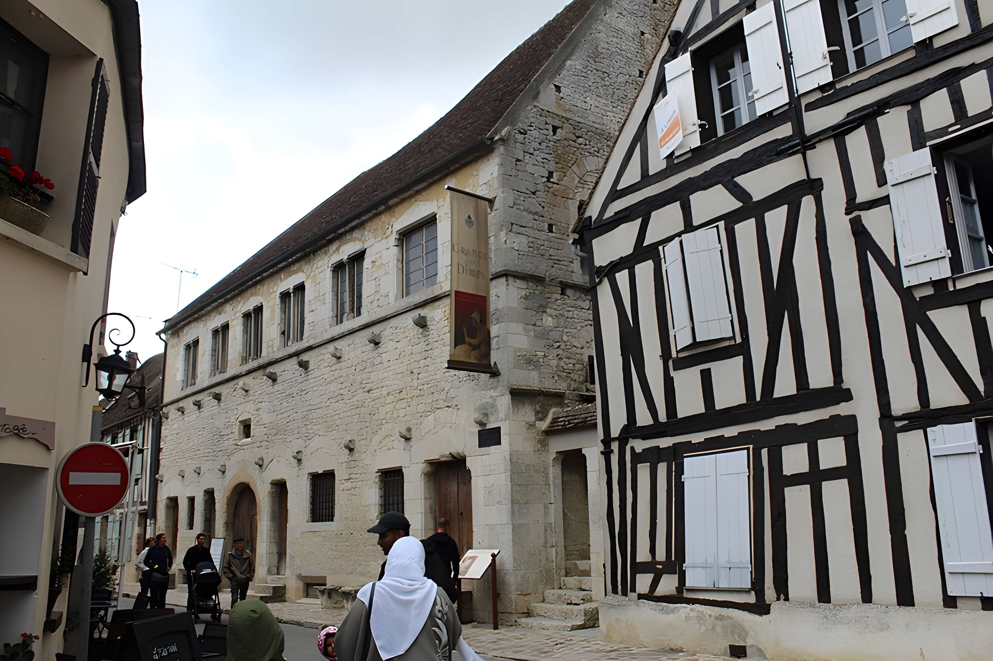 Grange aux dîmes de Provins
