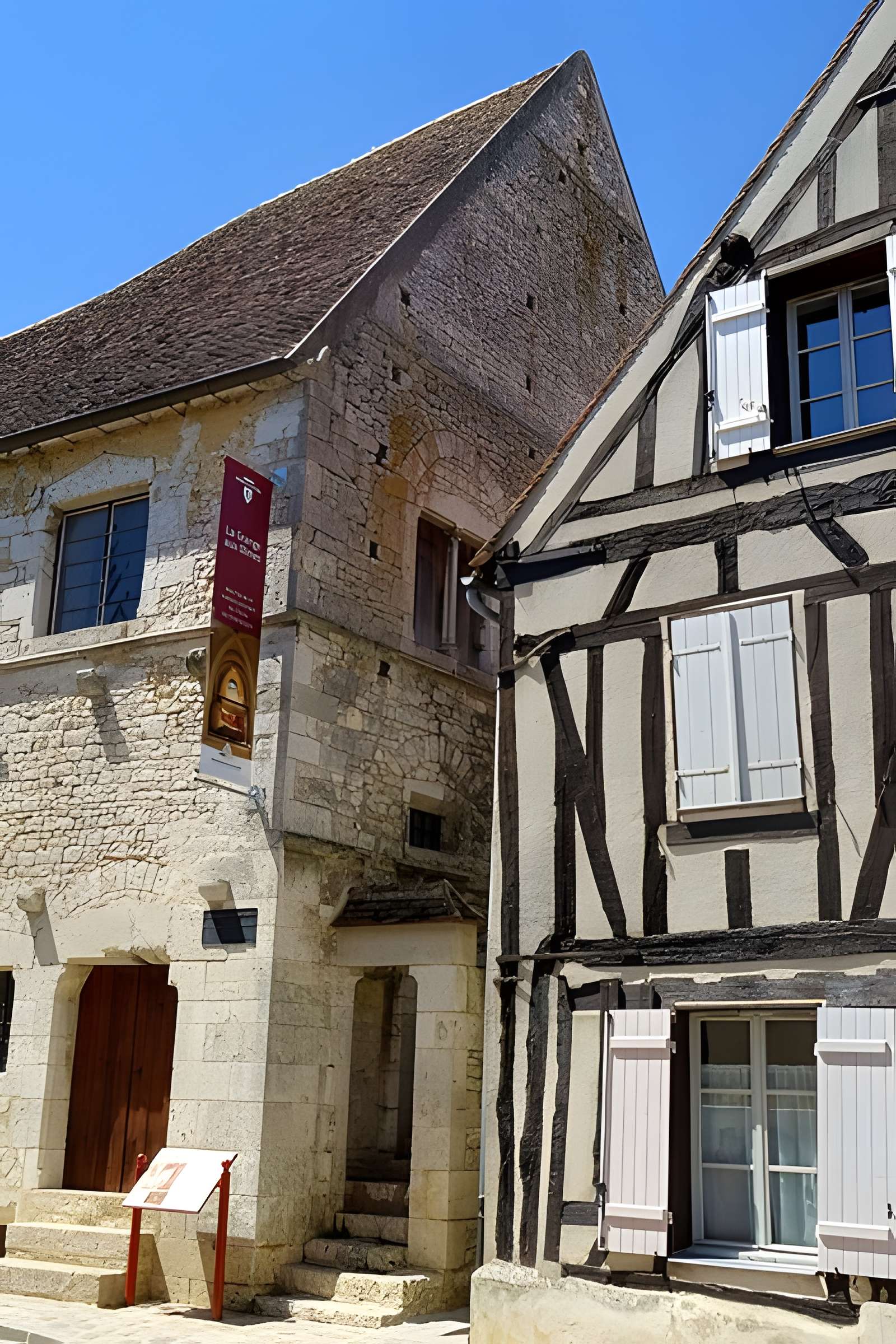 Grange aux dîmes de Provins