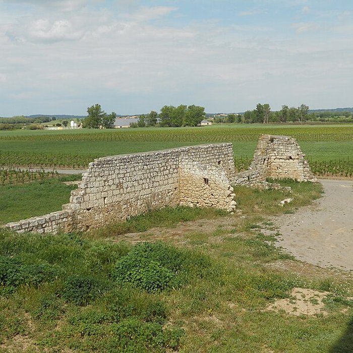 Photo de Ruines de lancienne grange cistercienne de Fontcalvy