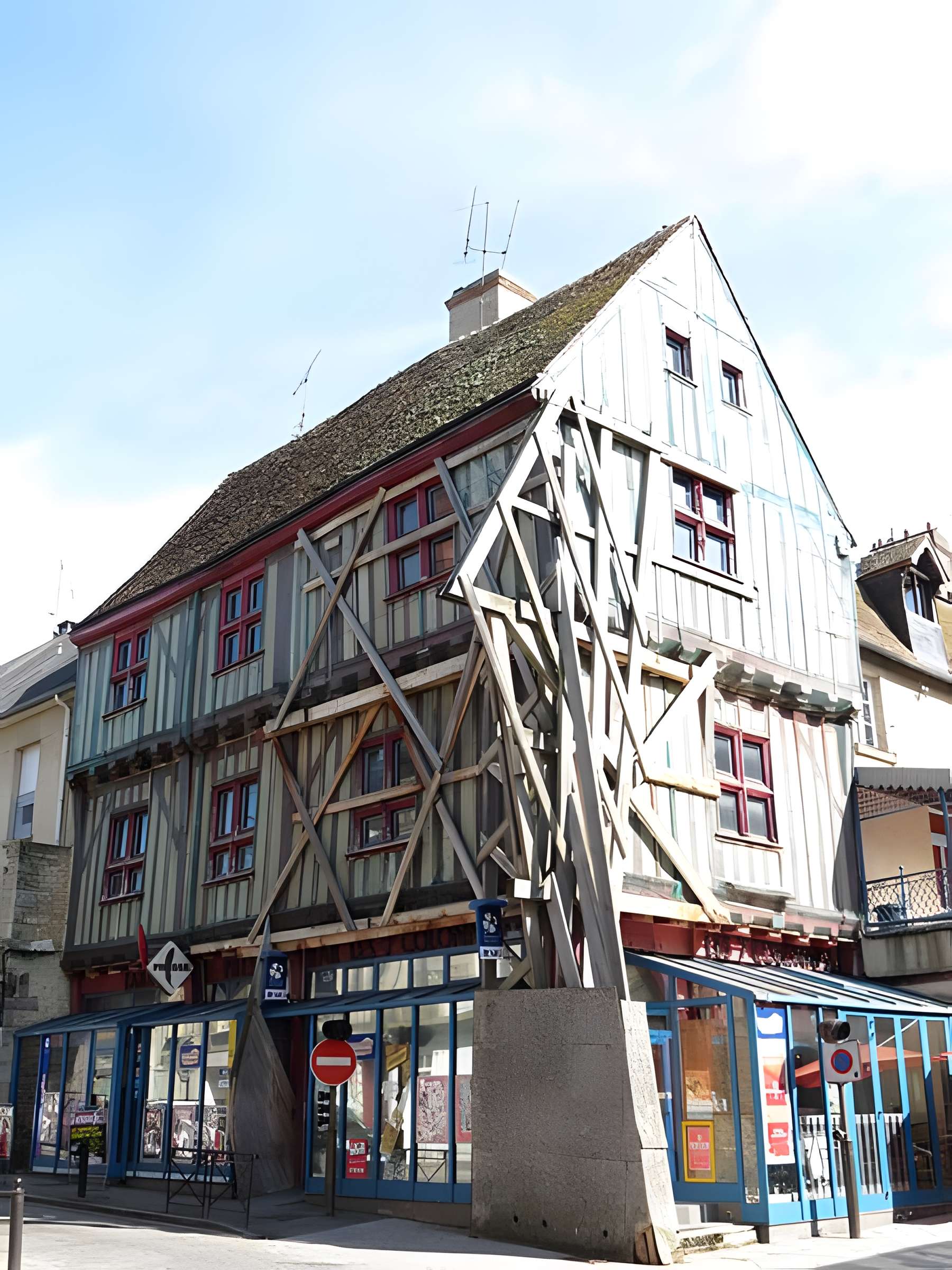 Maison des Sept Colonnes à Alençon 