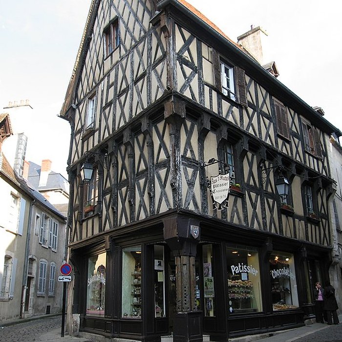 Photo de Maison de bois dite Maison des Trois Flûtes