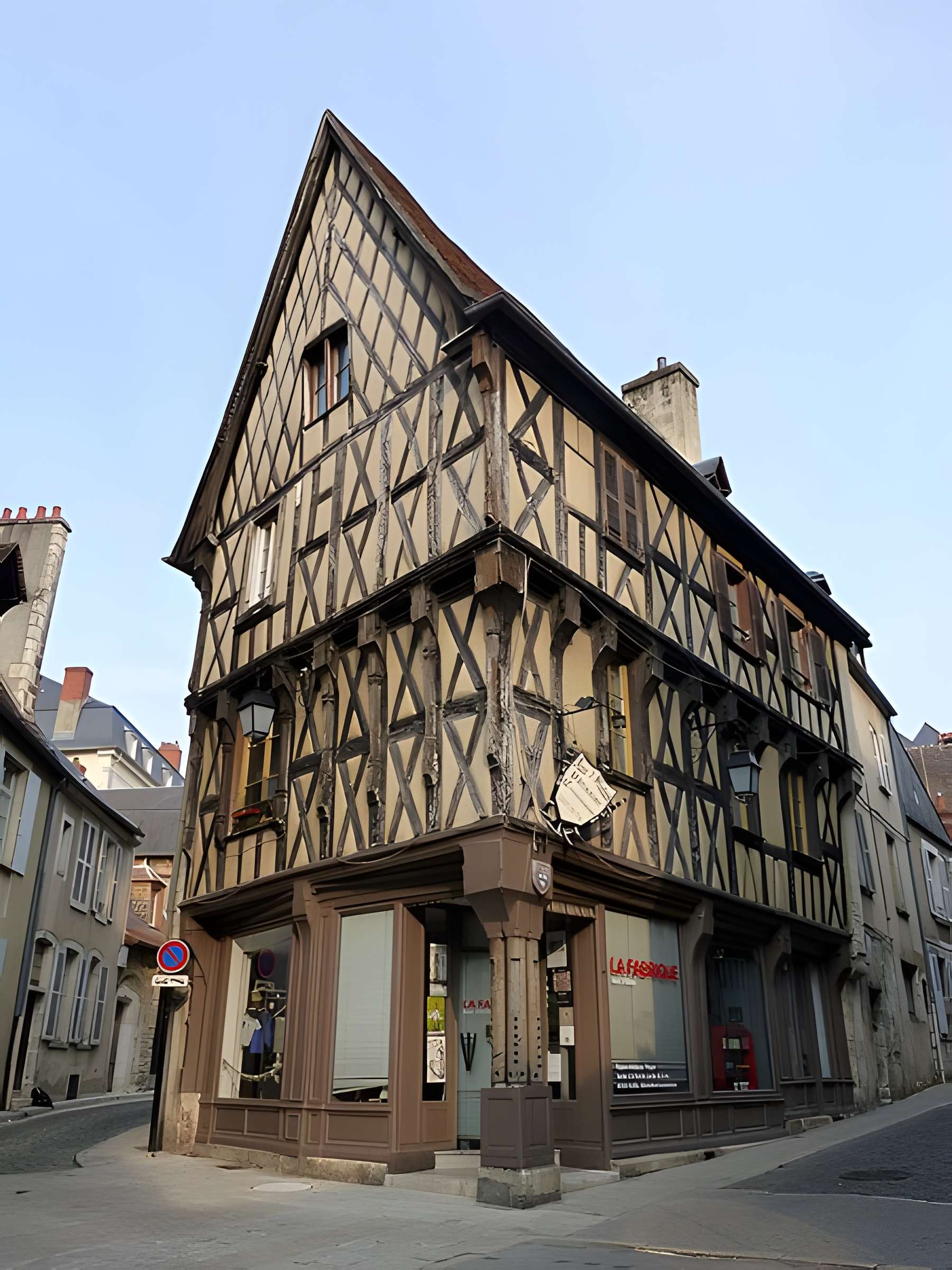 Maison des Trois Flûtes à Bourges