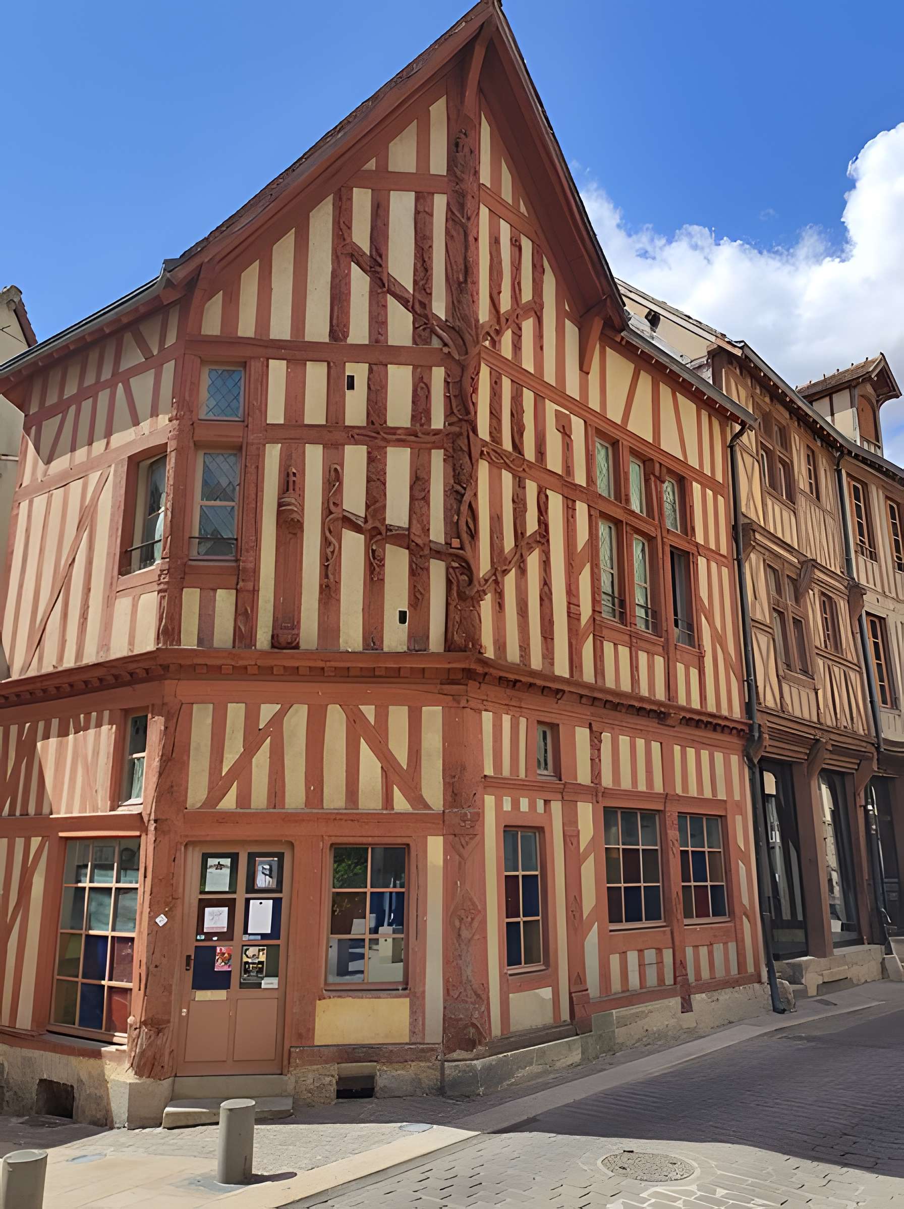 Maison dite L'Arbre de Jessé à Joigny