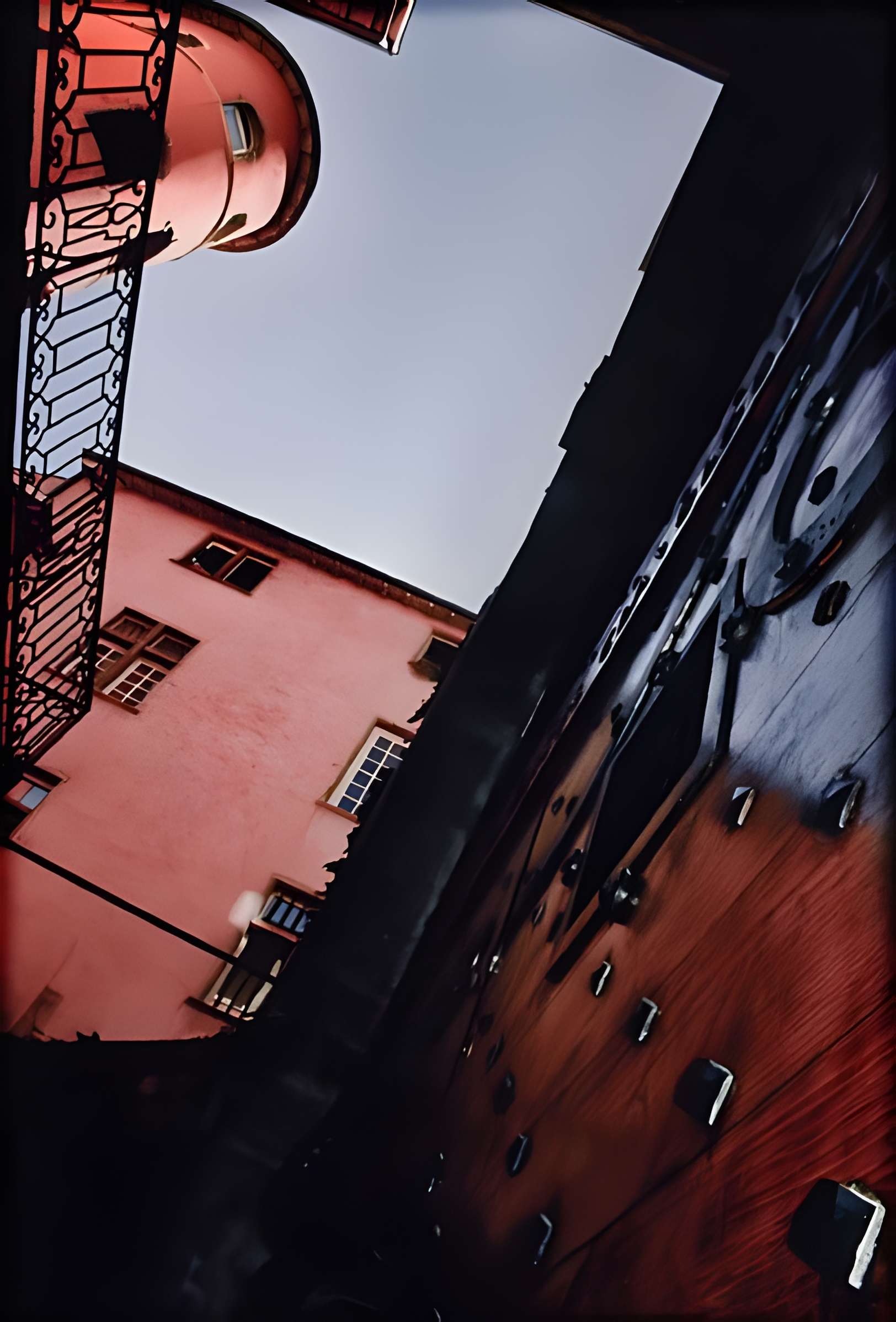 Maison du Crible dite Tour Rose à Lyon 