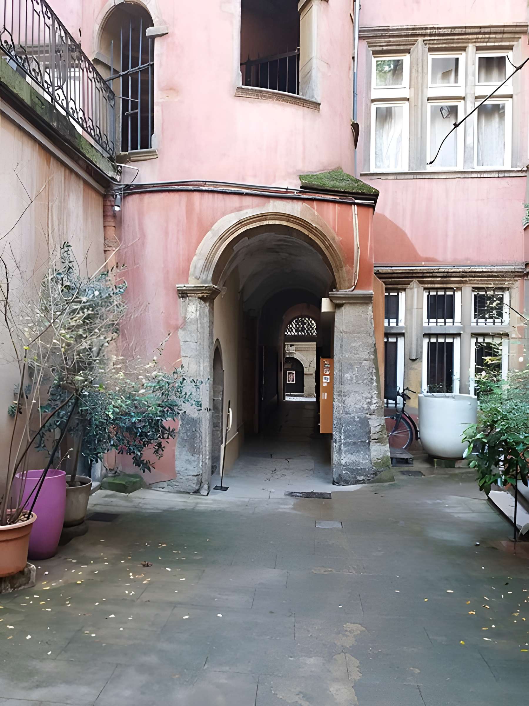 Maison du Crible dite Tour Rose à Lyon 