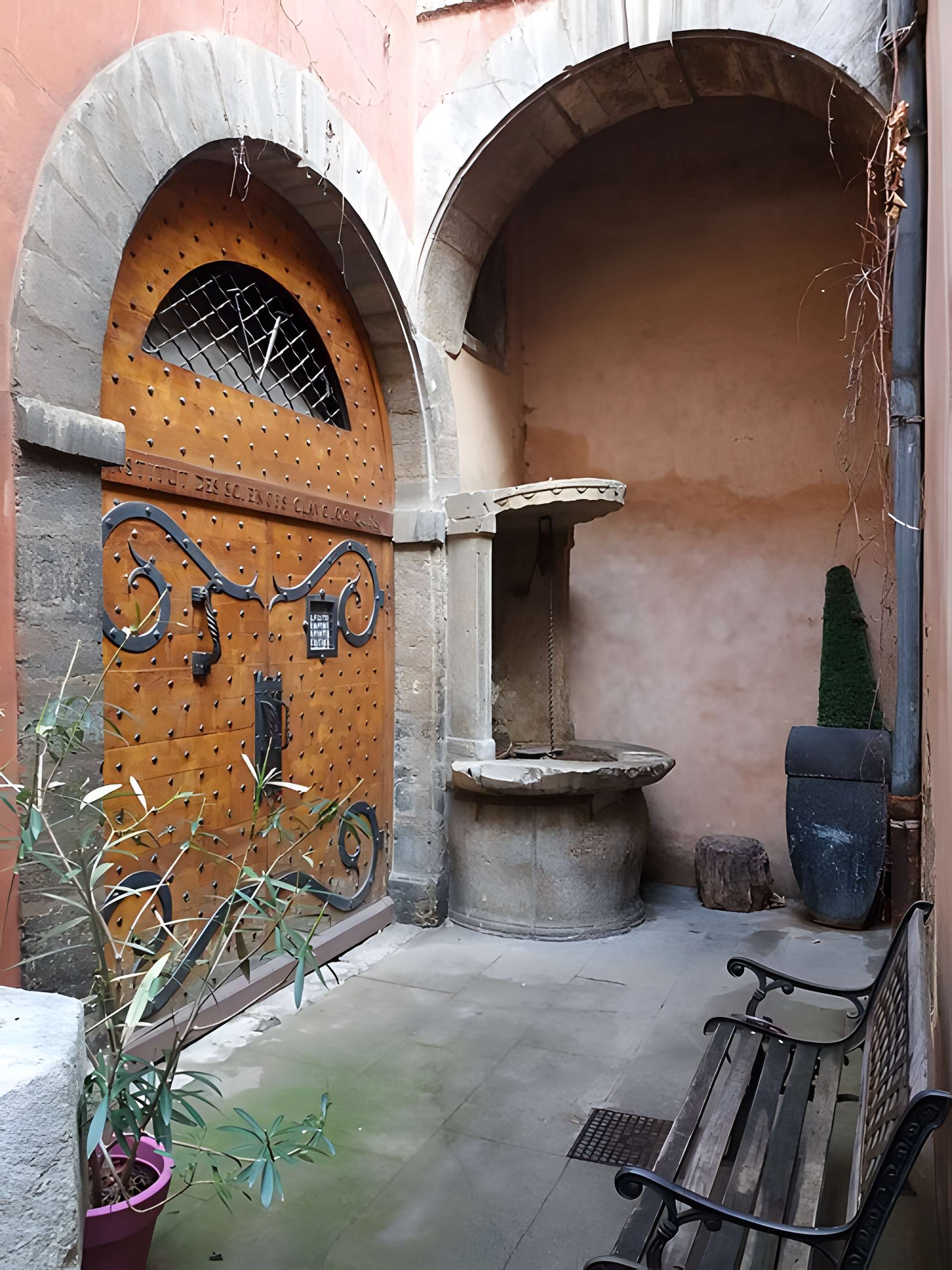 Maison du Crible dite Tour Rose à Lyon 