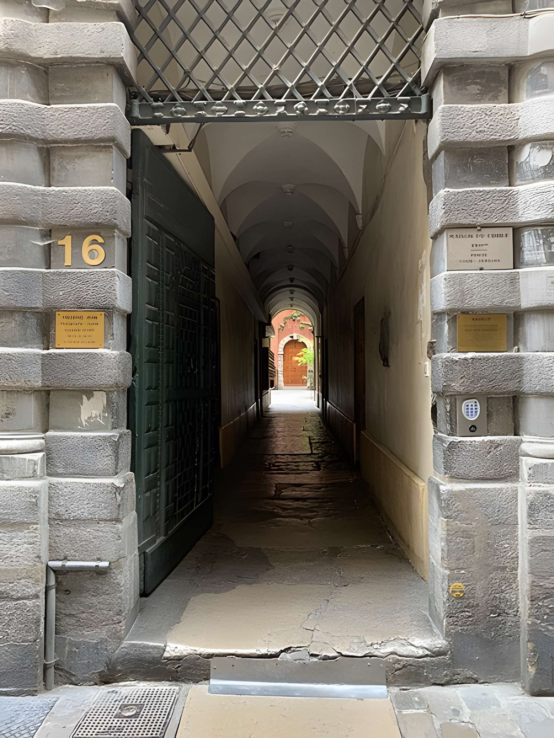 Maison du Crible dite Tour Rose à Lyon 