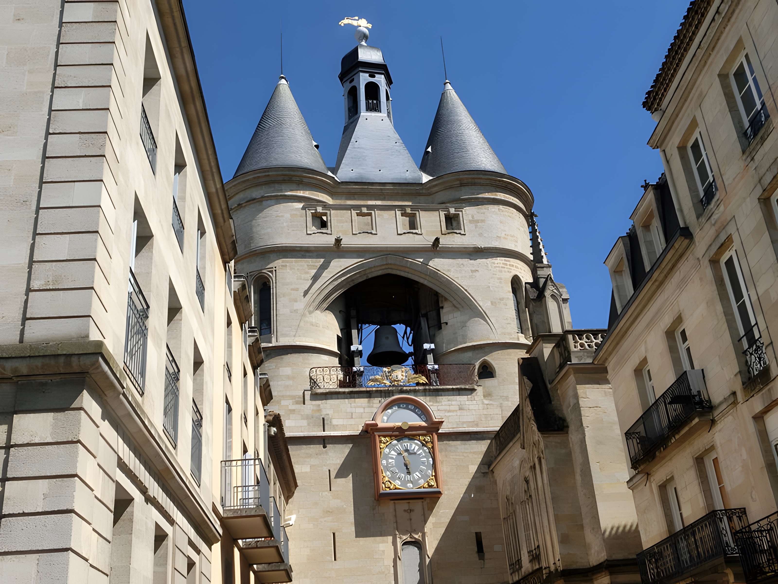 Grosse cloche de Bordeaux
