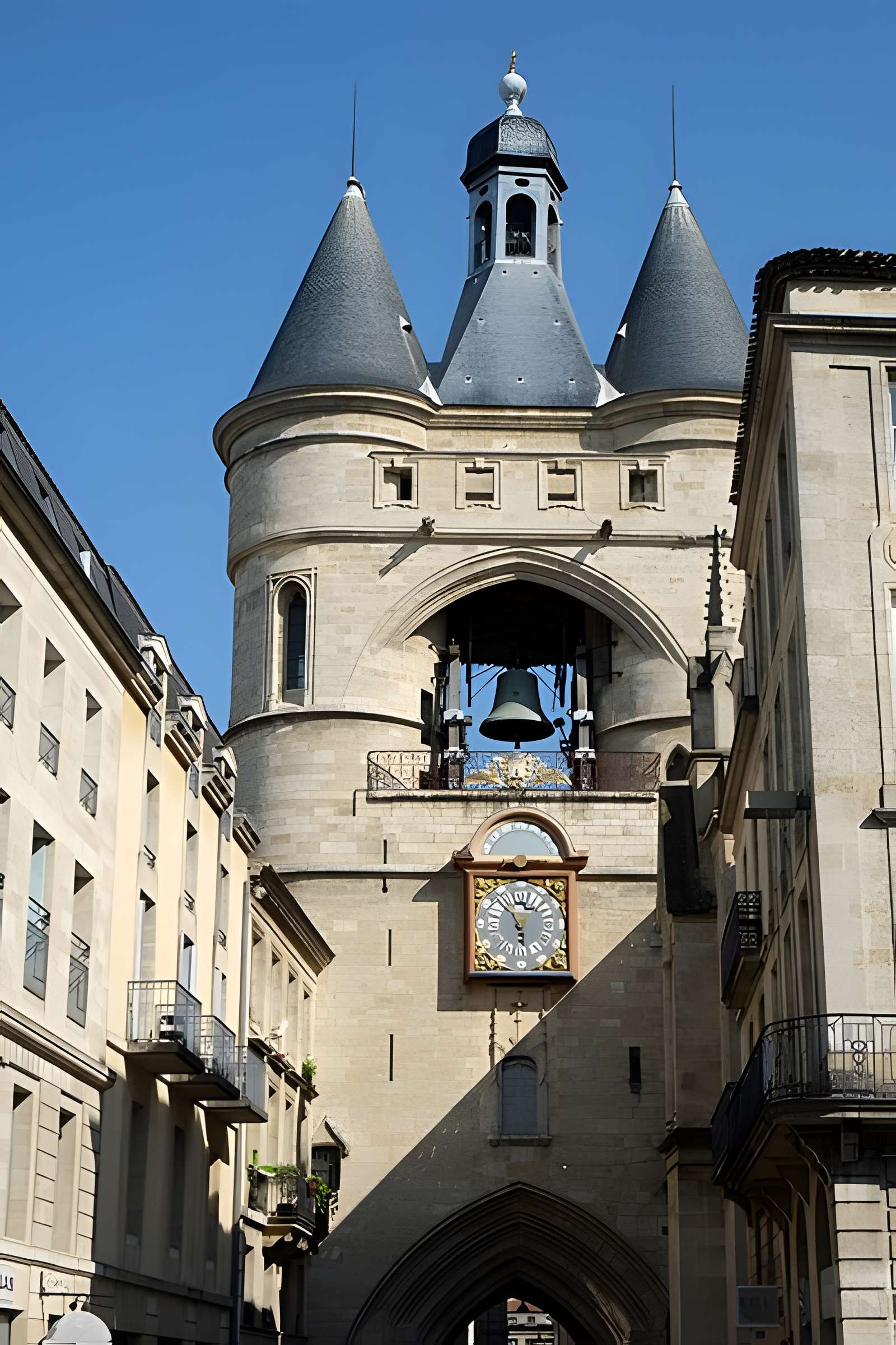 Grosse cloche de Bordeaux
