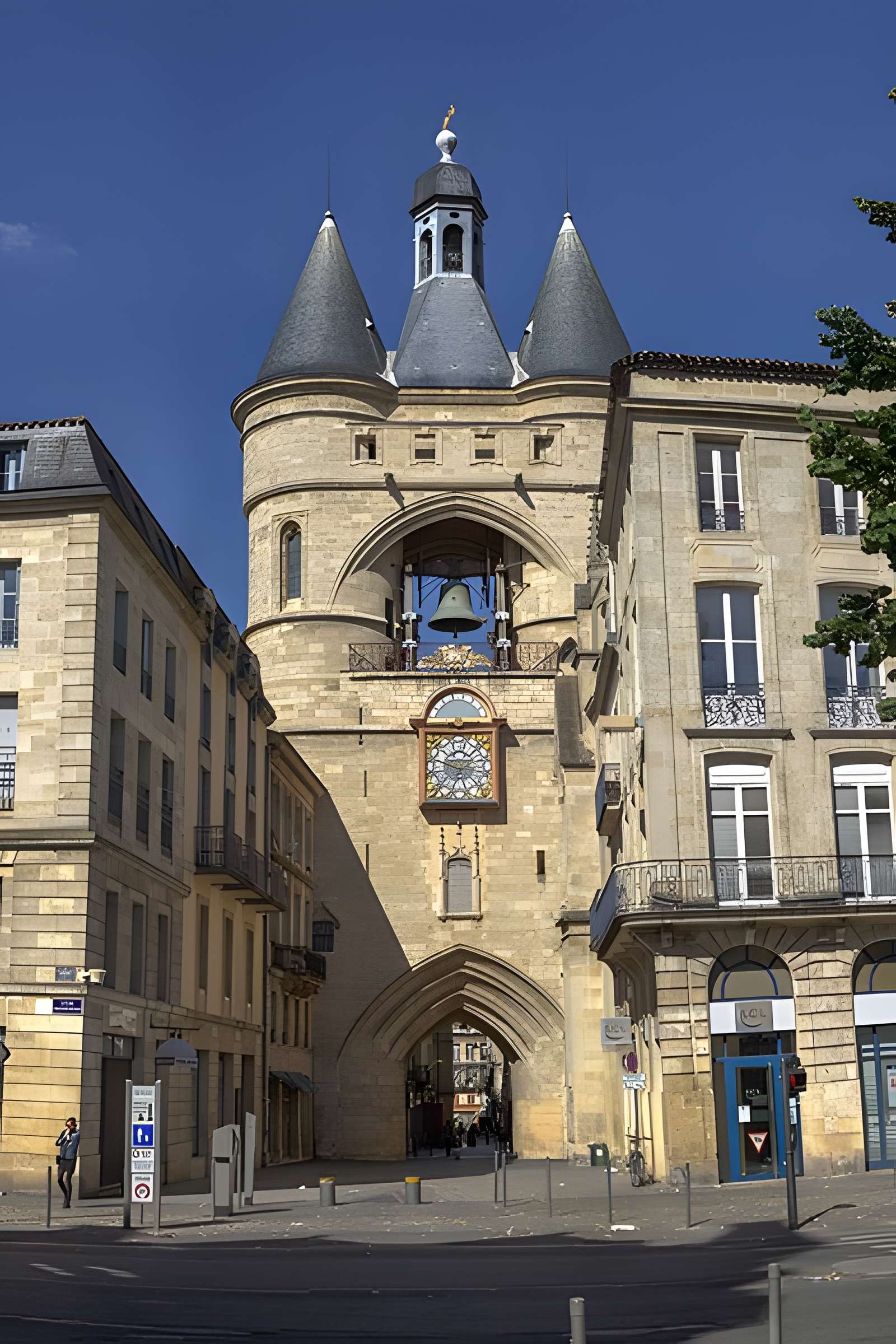 Grosse cloche de Bordeaux