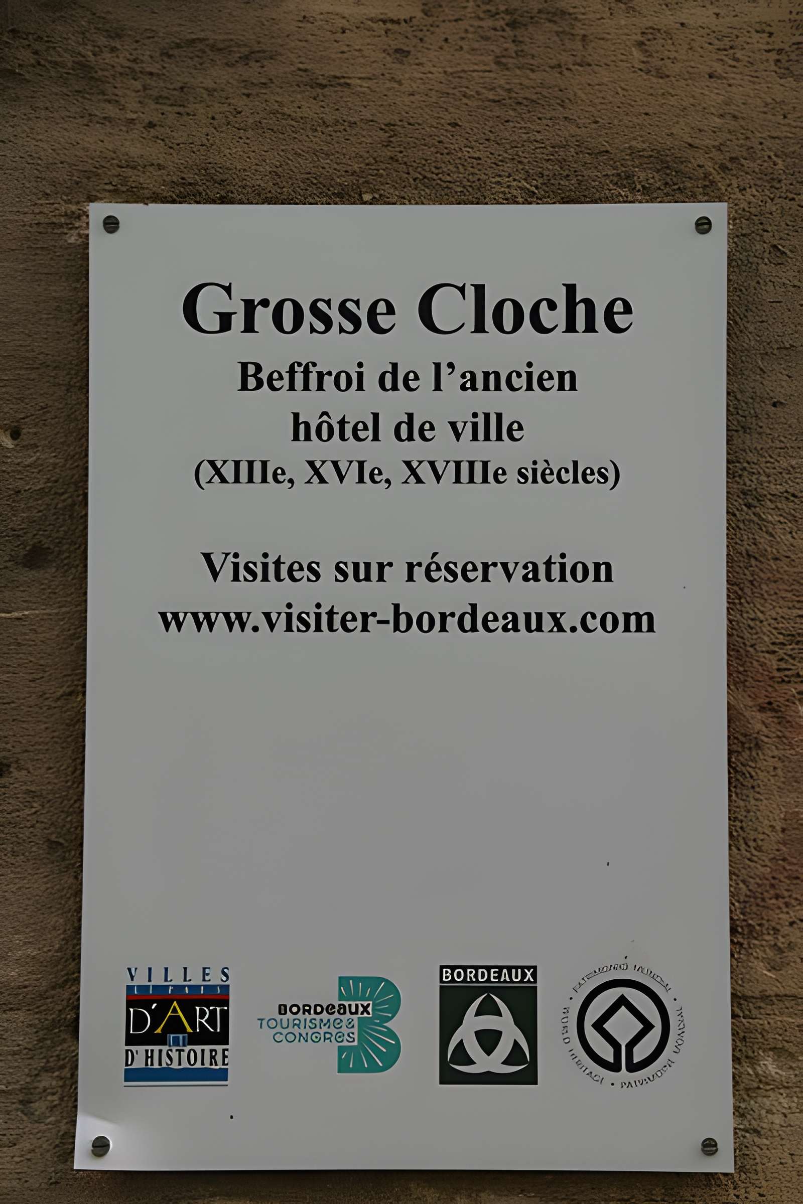 Grosse cloche de Bordeaux