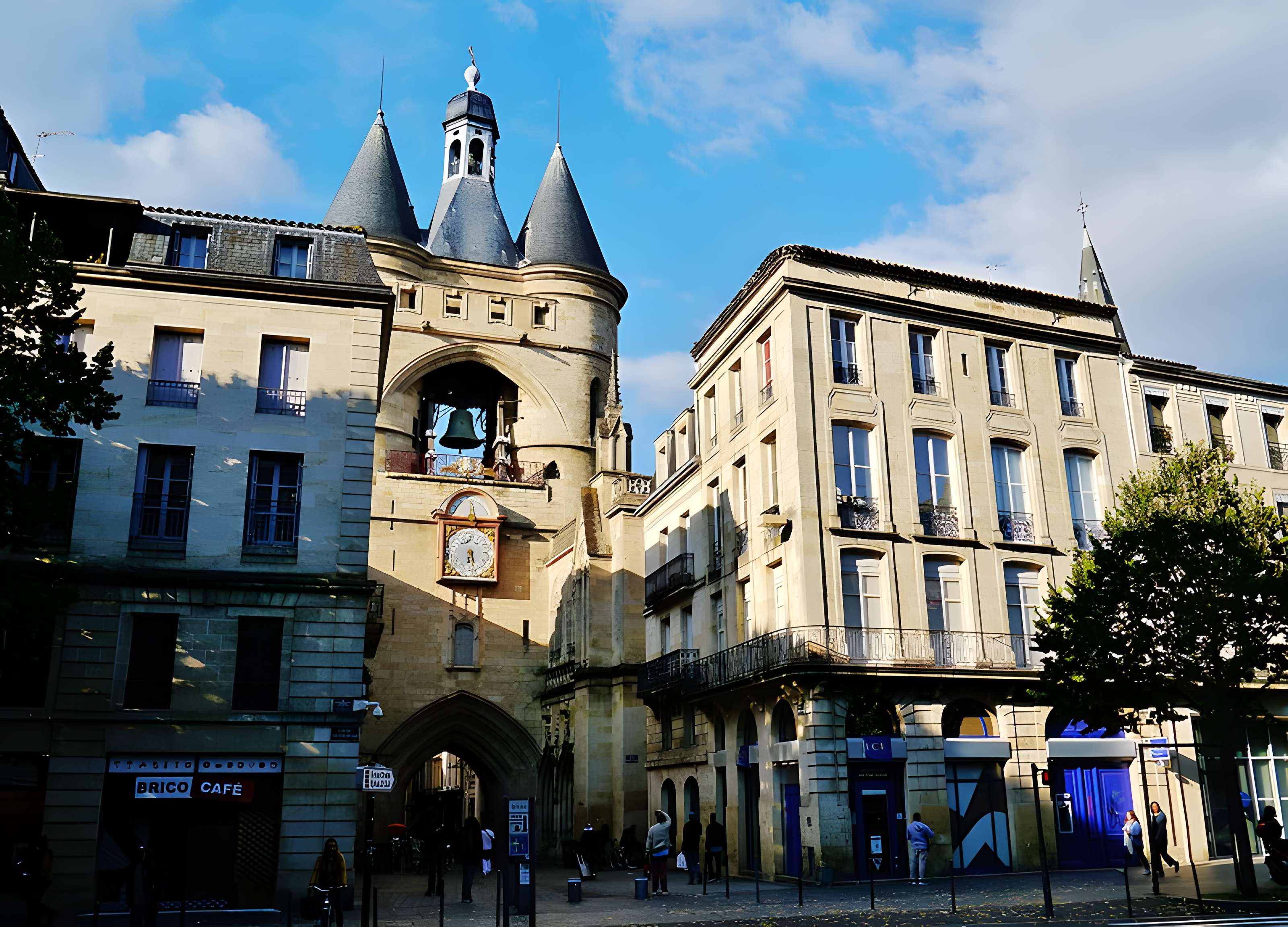 Grosse cloche de Bordeaux
