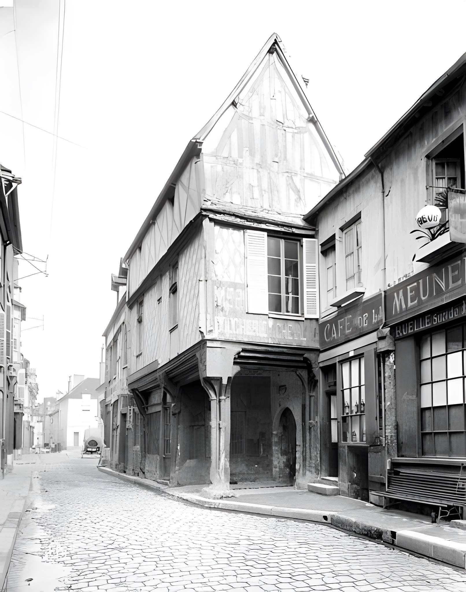 Maison du Portail à Sens