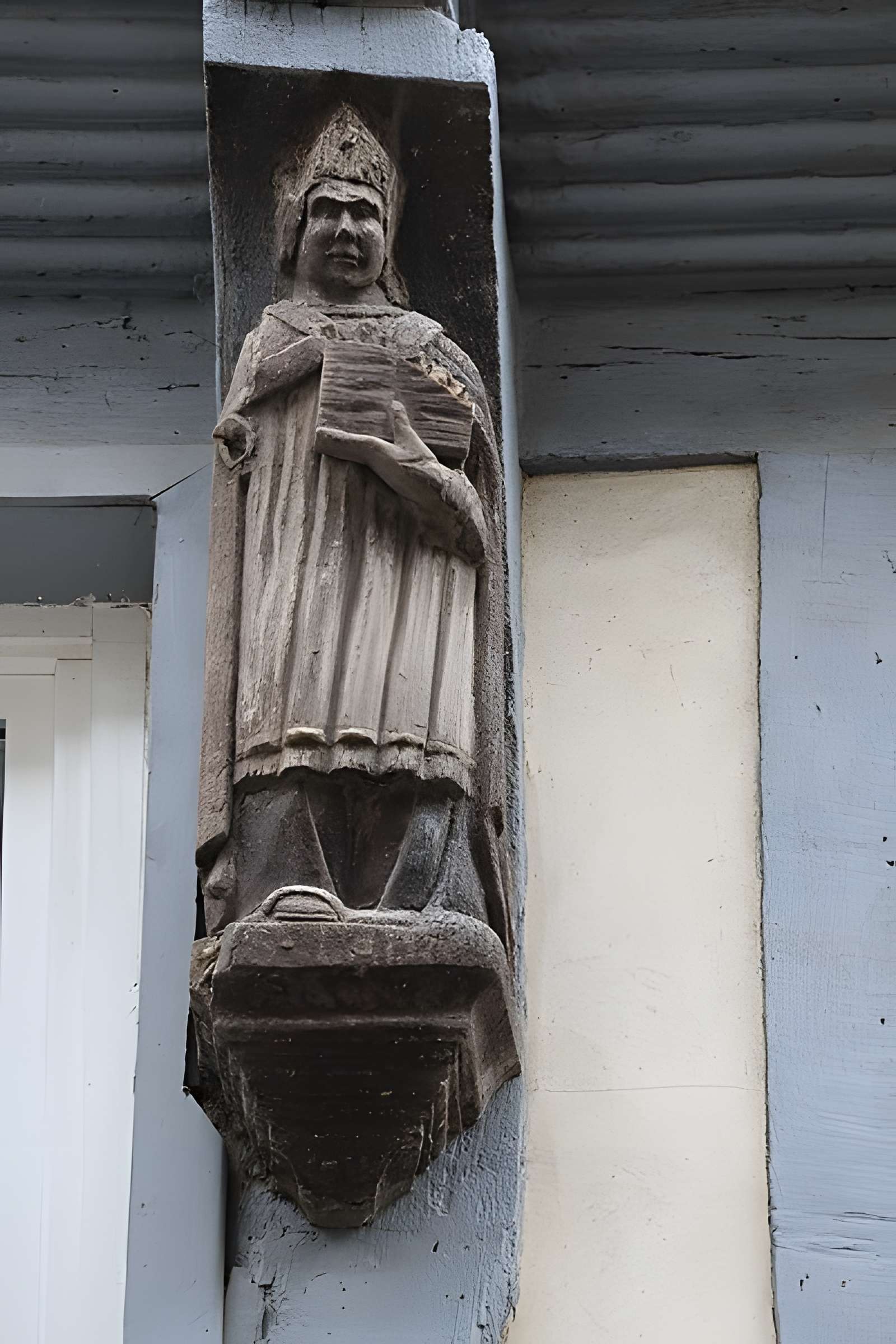 Maison du Saint-Mitré à Dinan