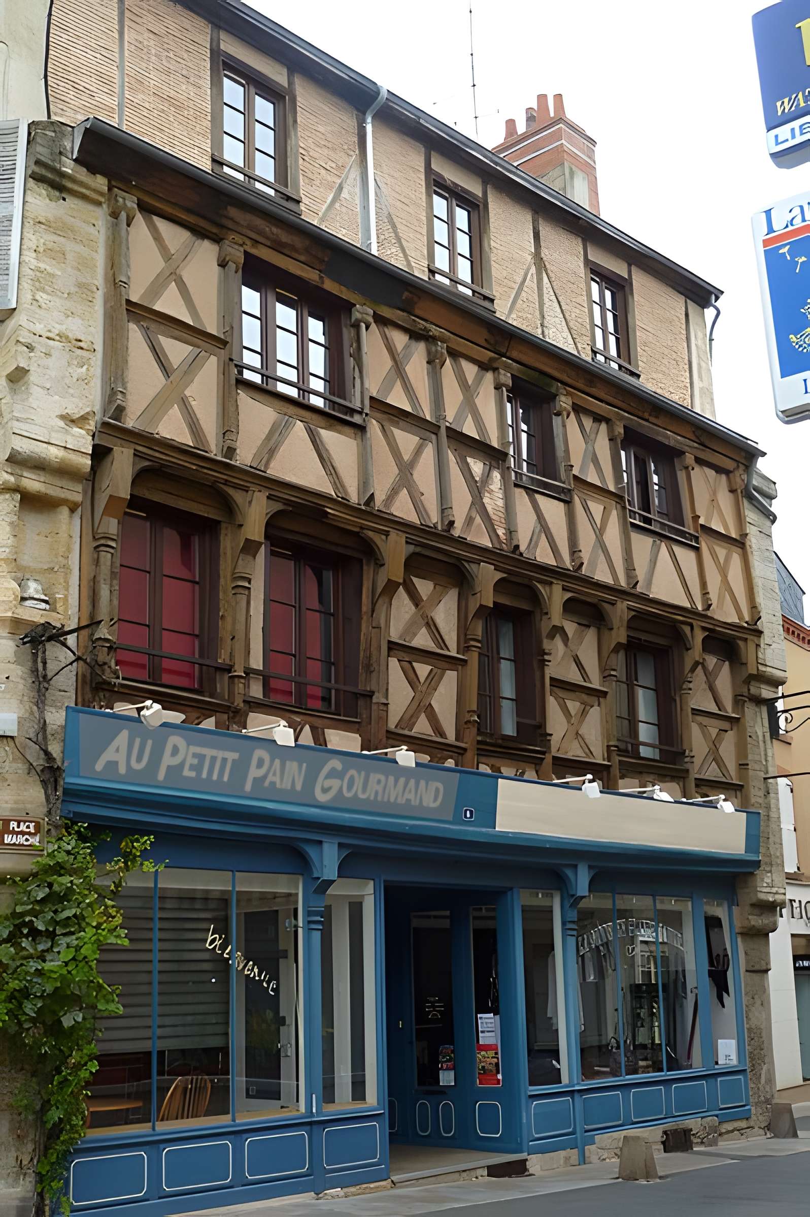 Maison du xve siècle à La Châtre