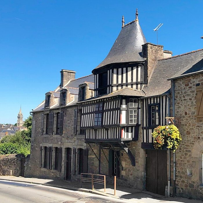 Photo de Maison du xvie siècle, Grande Rue à Plancoët
