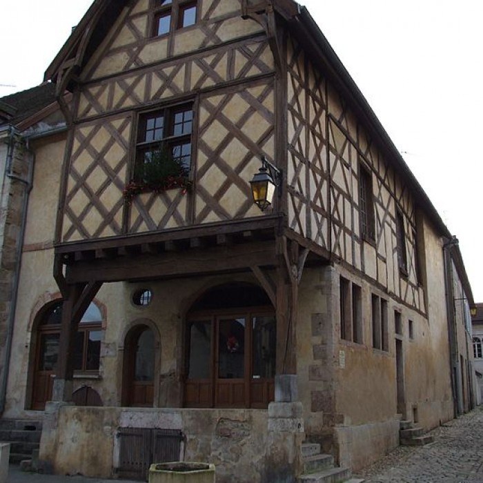 Photo de Maison en pans de bois et briques à Auxonne