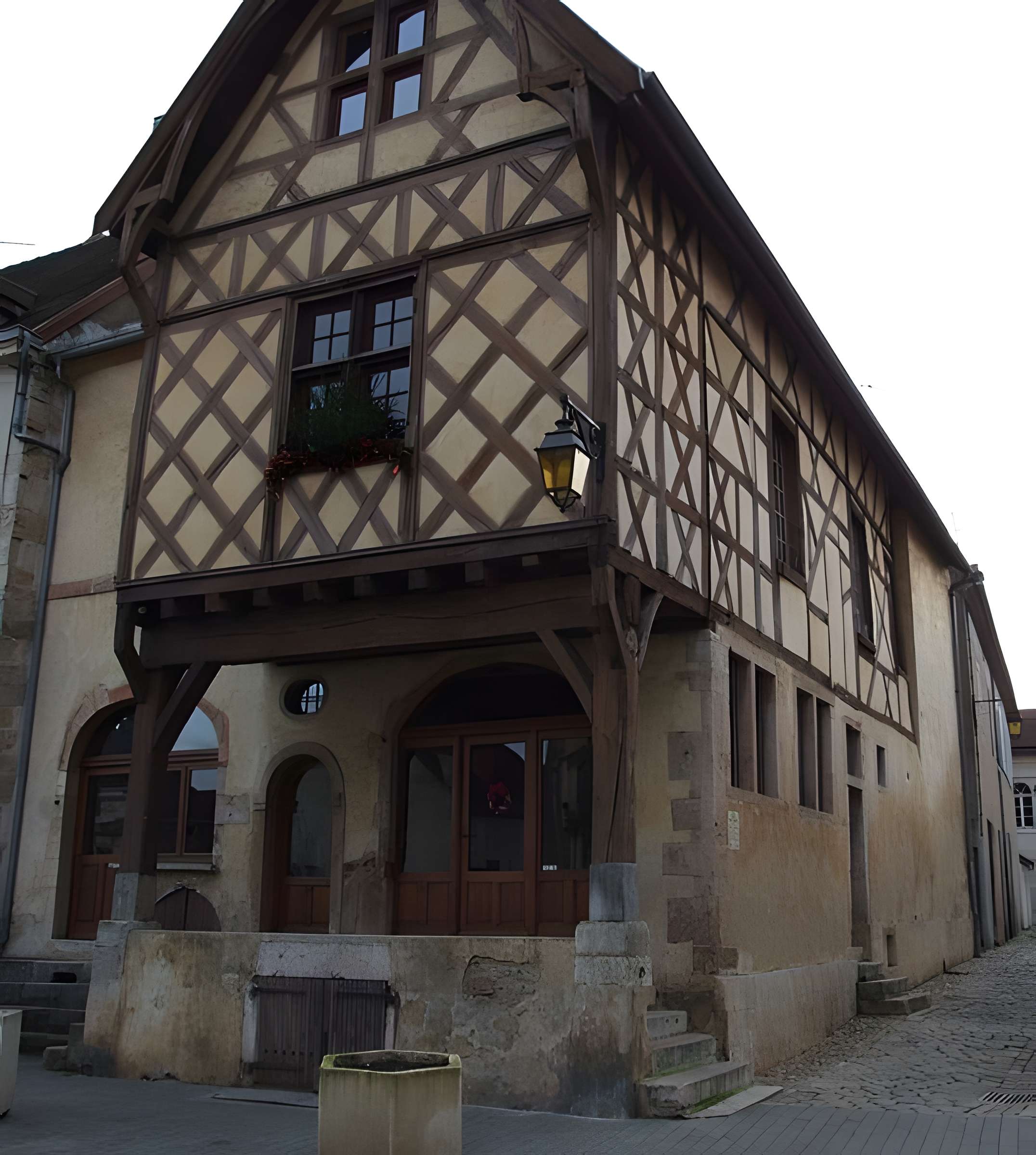 Maison en pans de bois et briques à Auxonne 