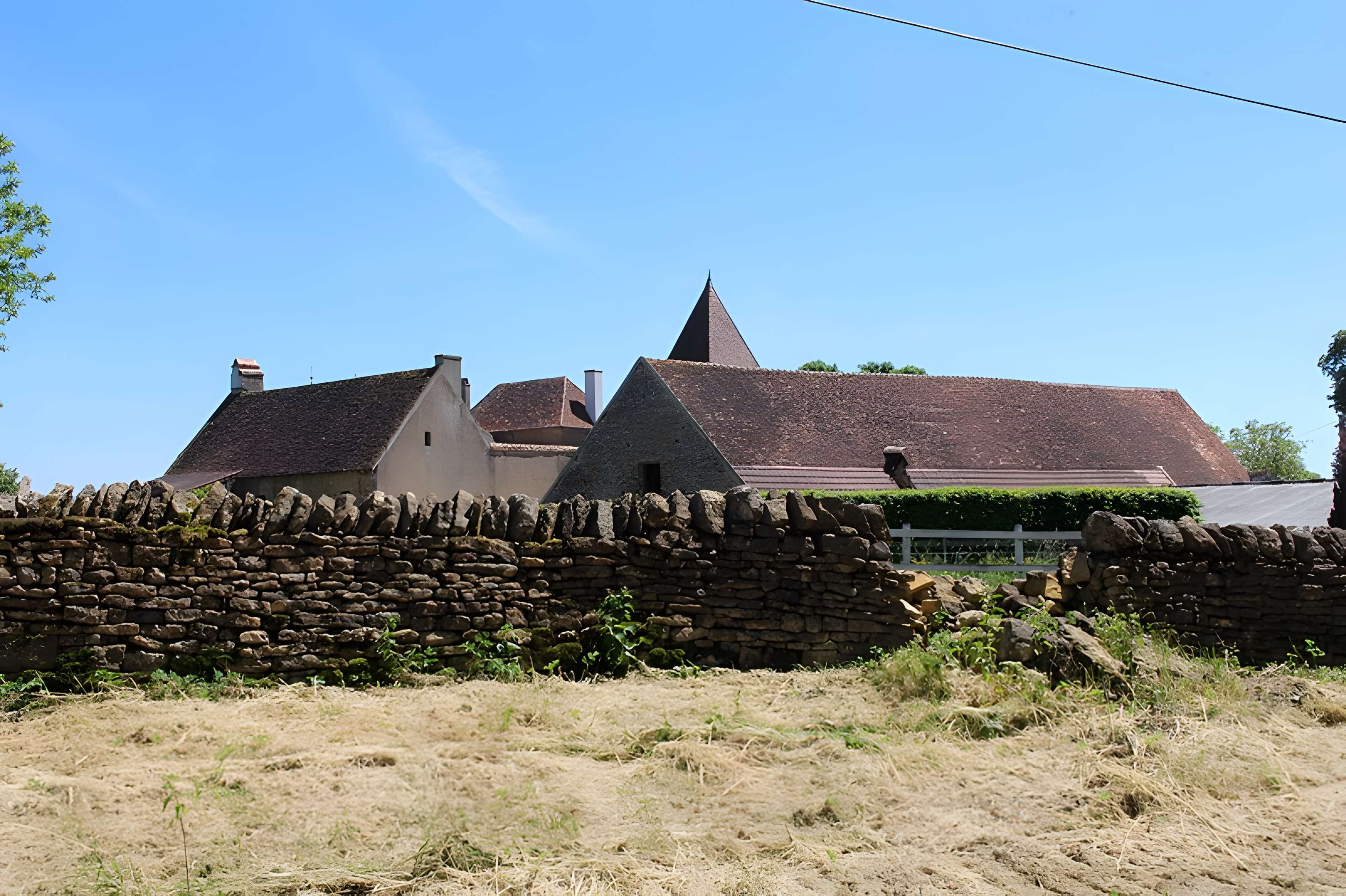 Maison forte de Charolles