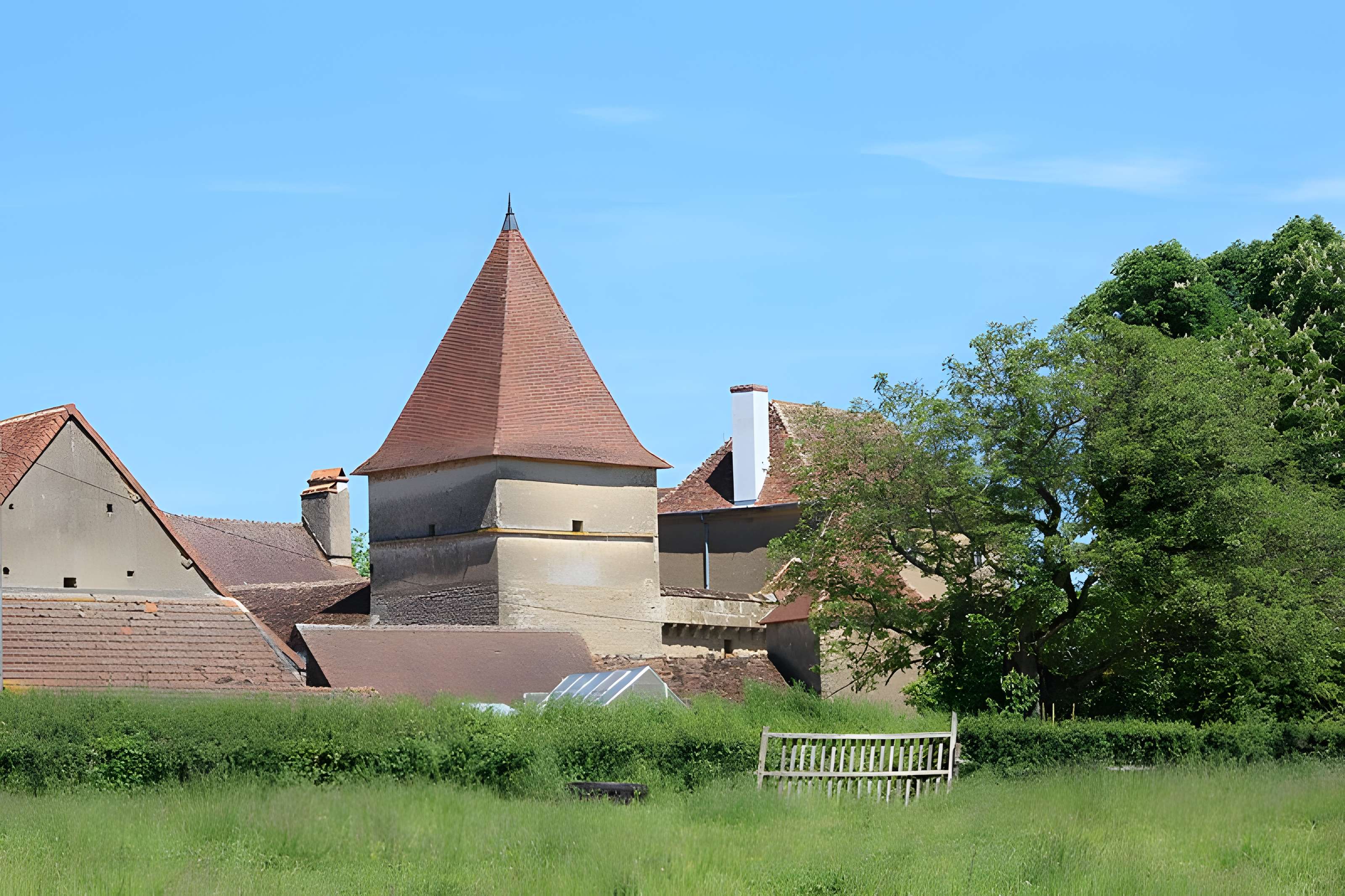 Maison forte de Charolles