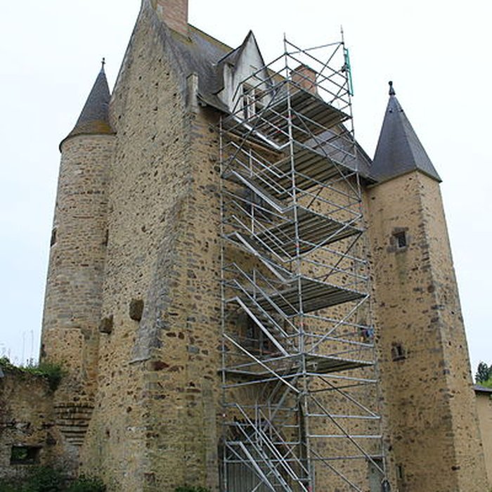 Photo de Maison forte de lÉpronnière à Livré-la-Touche