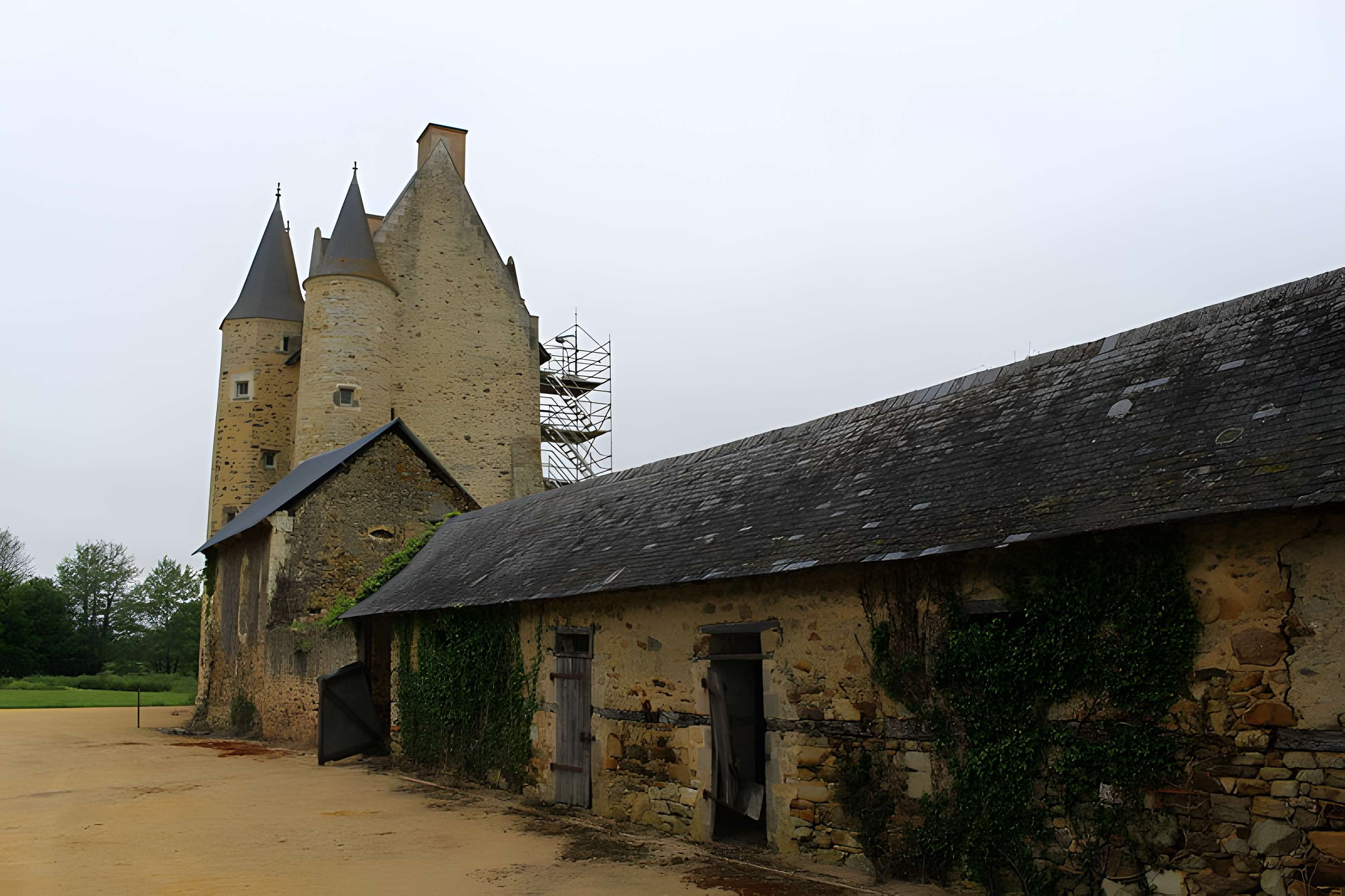 Maison forte de l'Épronnière à Livré-la-Touche