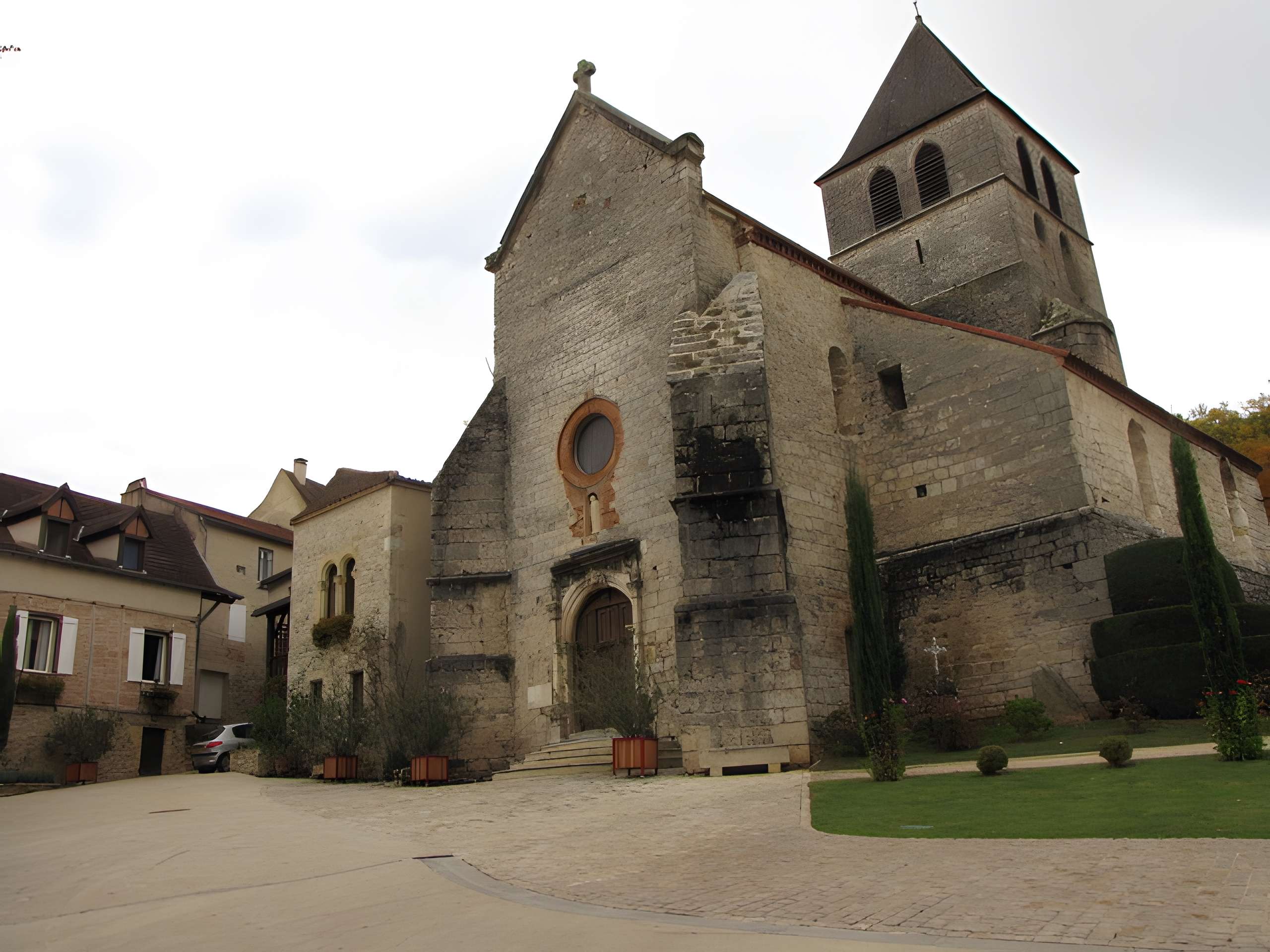 Maison Guilhou et Maison Peindariès à Saint-Vincent-Rive-d'Olt