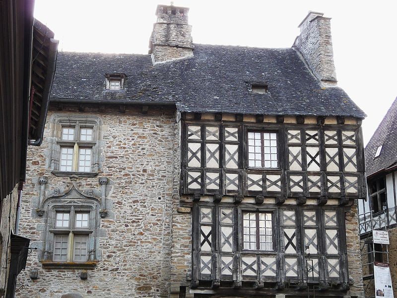 Photo de Maison Henri IV à Ségur-le-Château