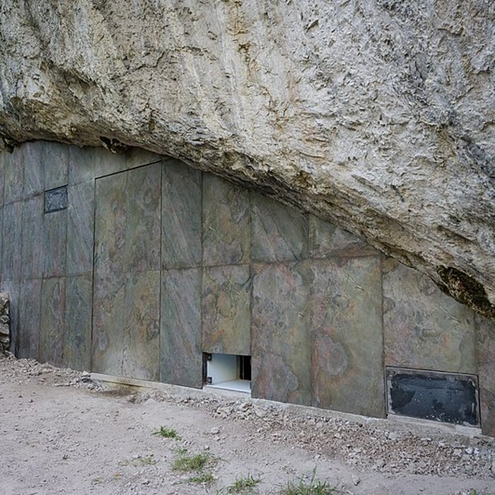 Photo de Grotte de la Vache à Alliat