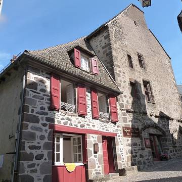 Maison Lacombe à Salers