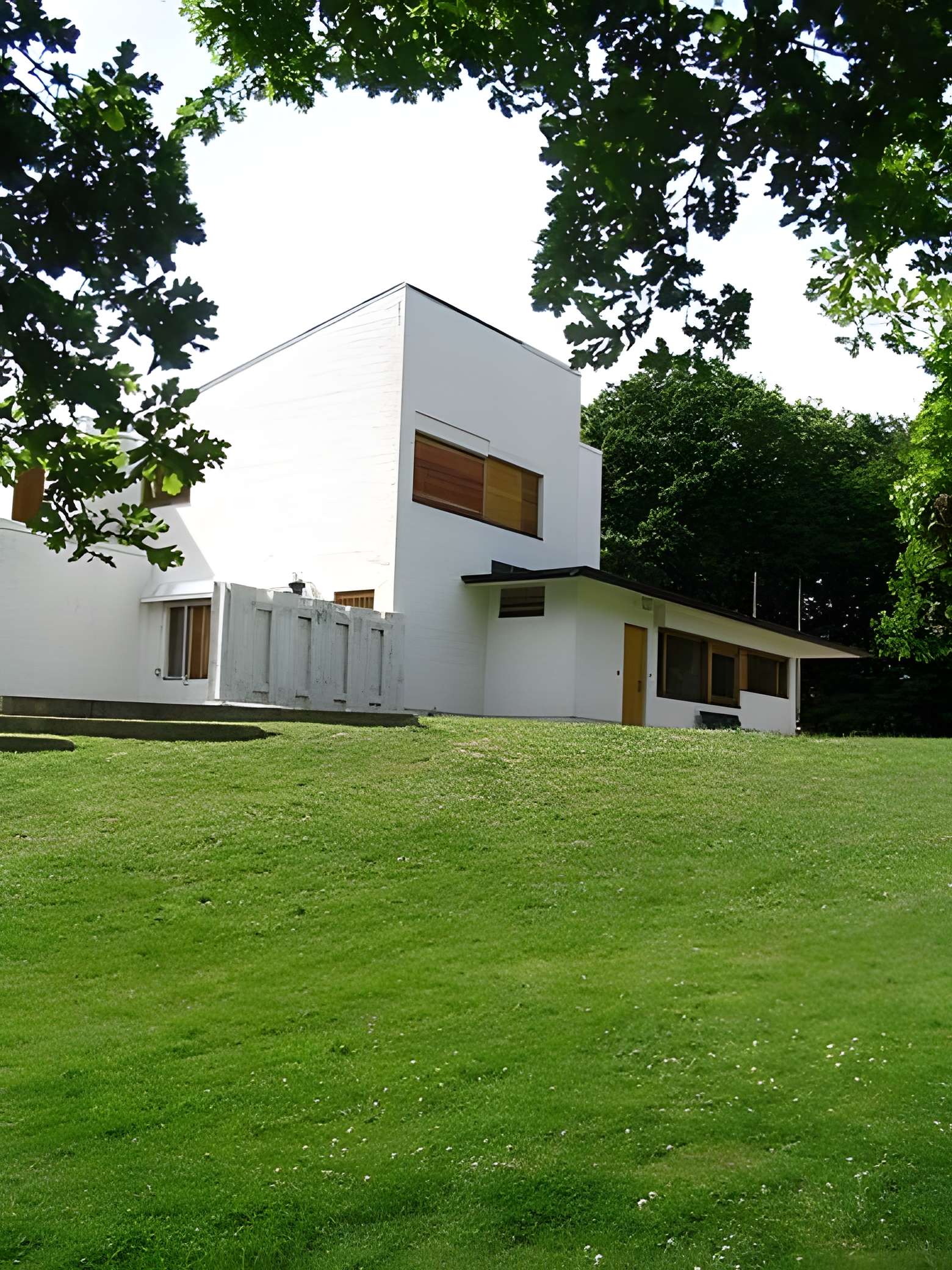 Maison Louis Carré à Bazoches-sur-Guyonne 