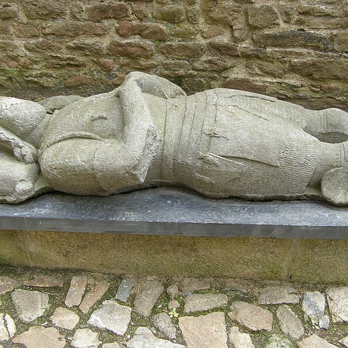 Photo de Maison prébendale, 1 Place du Petit-Cloître à Saint-Pol-de-Léon