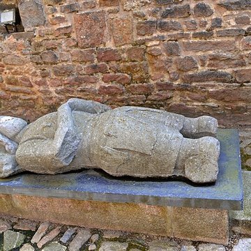 Maison prébendale, 1 Place du Petit-Cloître à Saint-Pol-de-Léon