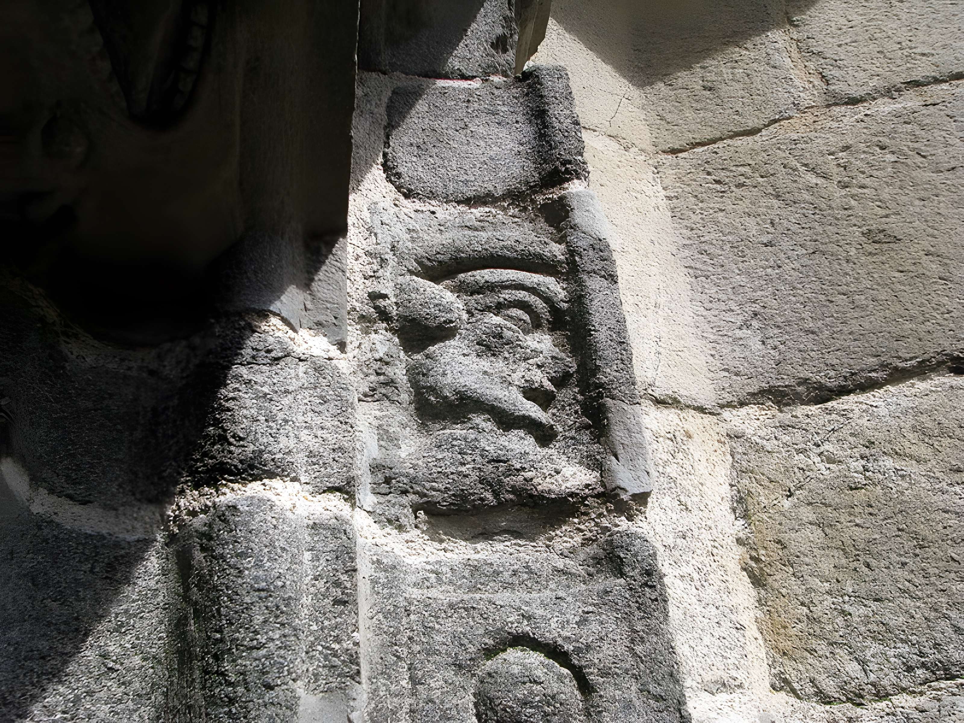 Maison prébendale, 1 Place du Petit-Cloître à Saint-Pol-de-Léon
