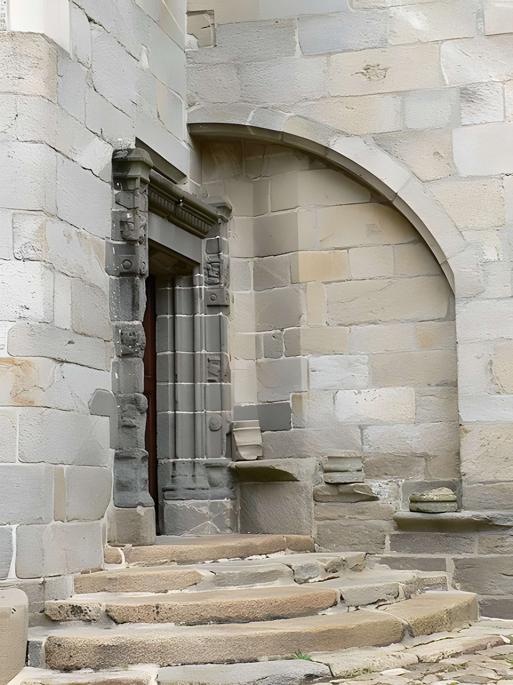 Maison prébendale, 1 Place du Petit-Cloître à Saint-Pol-de-Léon