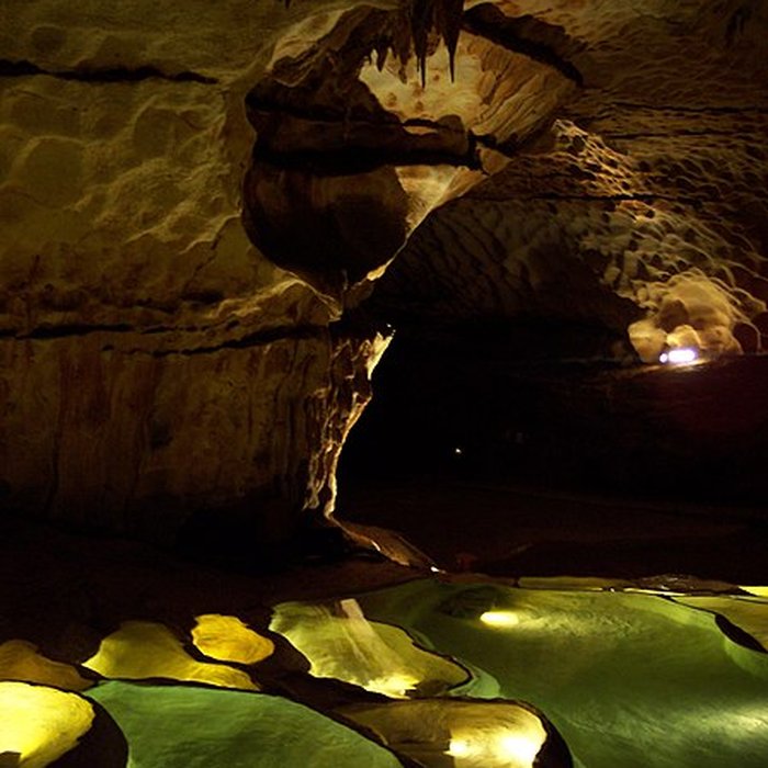 Photo de Grotte de Saint-Marcel à Bidon