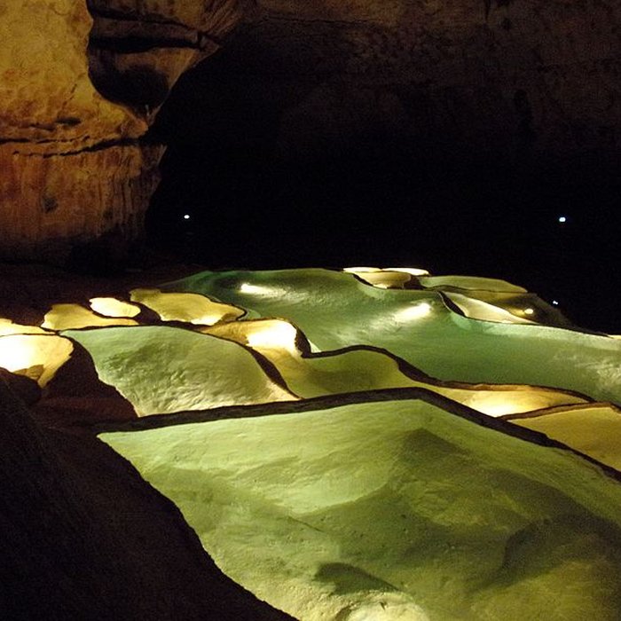 Photo de Grotte de Saint-Marcel à Bidon
