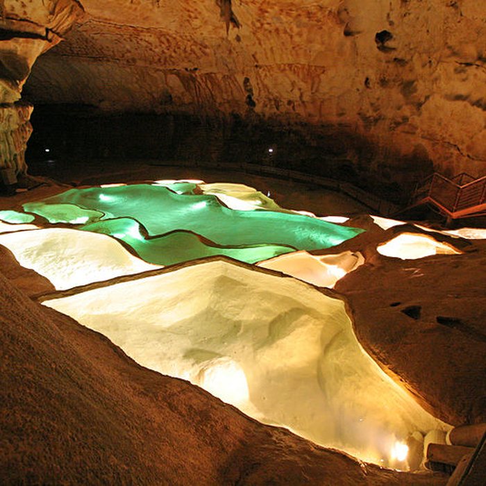 Photo de Grotte de Saint-Marcel à Bidon