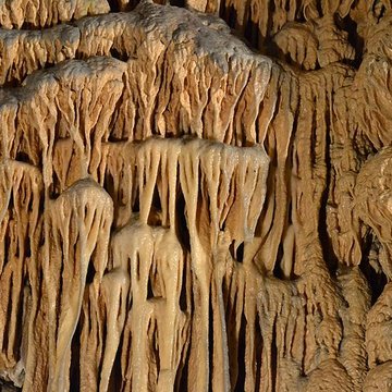Grotte de Saint-Marcel à Bidon