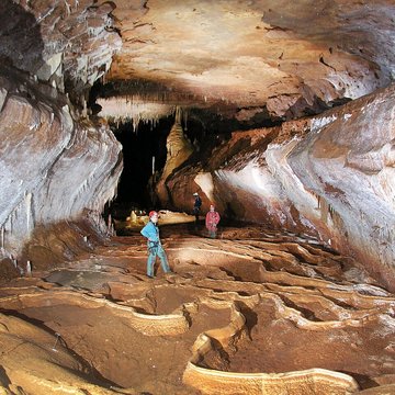 Grotte de Saint-Marcel à Bidon
