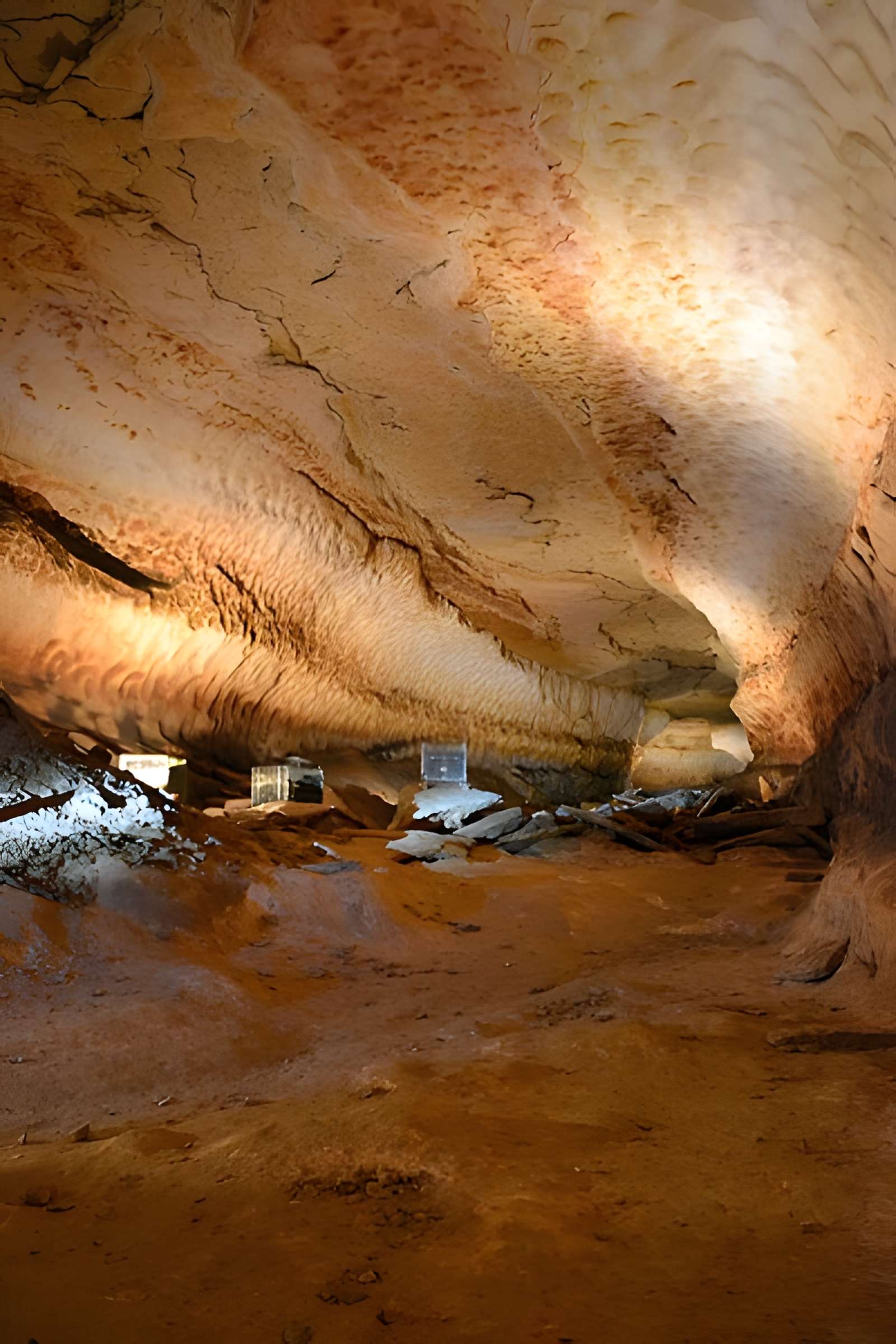 Grotte de Saint-Marcel à Bidon