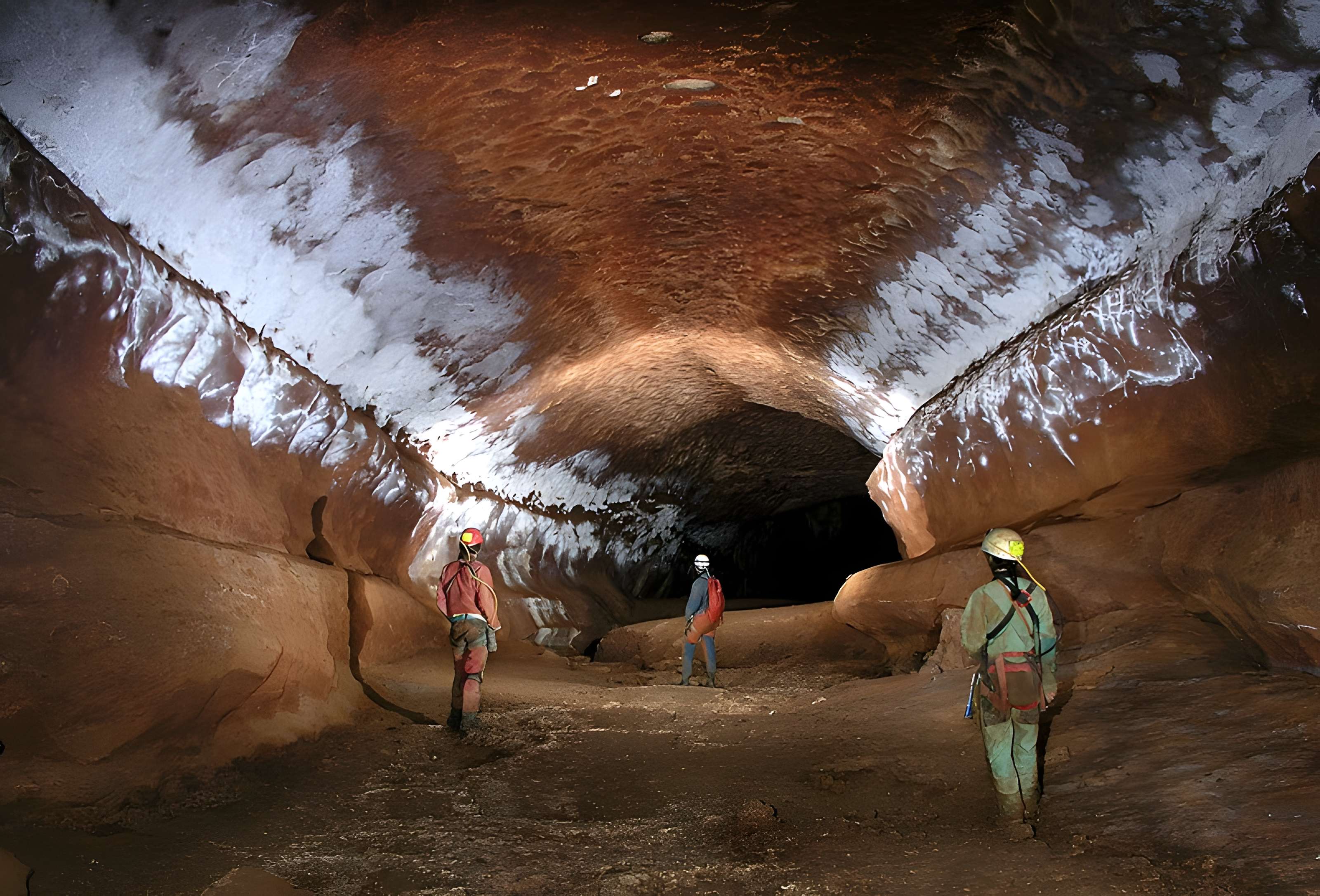 Grotte de Saint-Marcel à Bidon