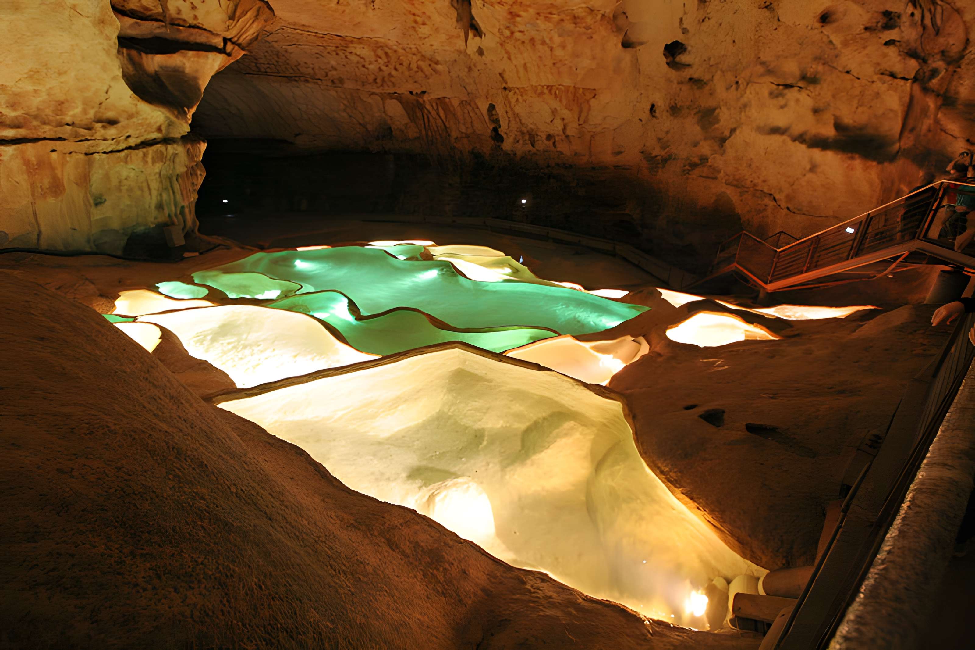 Grotte de Saint-Marcel à Bidon