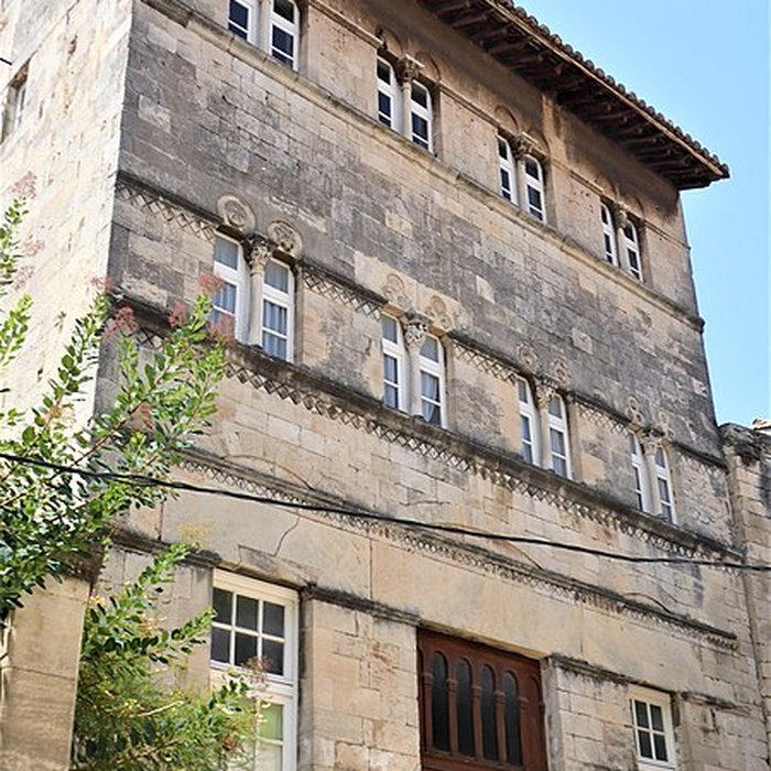 Photo de Maison romane de Saint-Gilles