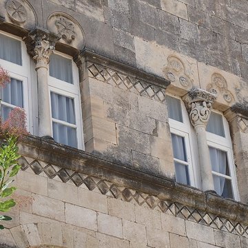 Maison romane de Saint-Gilles